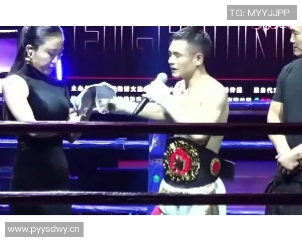 中国拳击手拿下职业金腰带，跻身国际前十